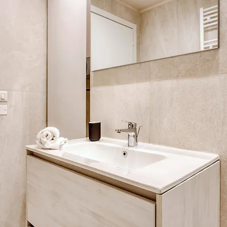 Apartment Hostmate - - Imperia's Crystal - Romolo Milan