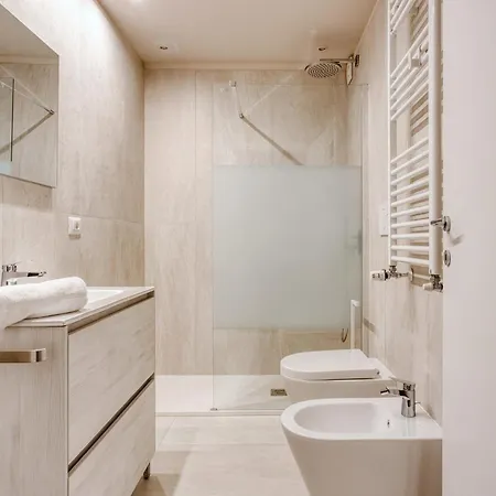 Hostmate - - Imperia's Crystal - Romolo Apartment Milan